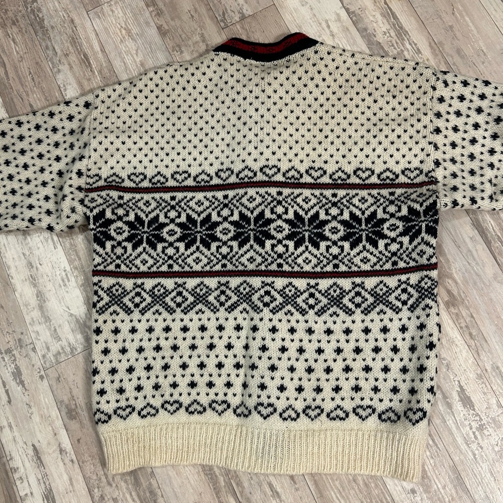 L.L. Bean Vintage Wool Nordic Cardigan - Picture 6 of 9